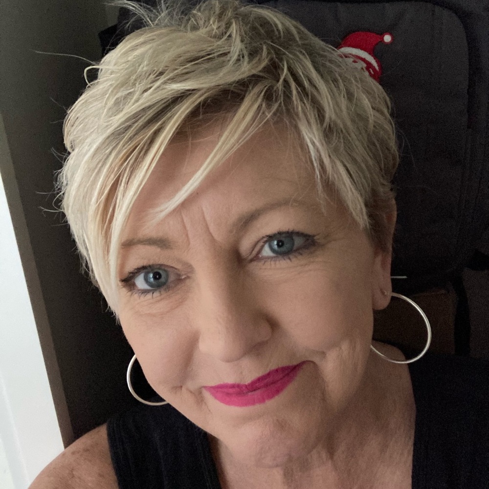 Meet your Posher, Rebecca